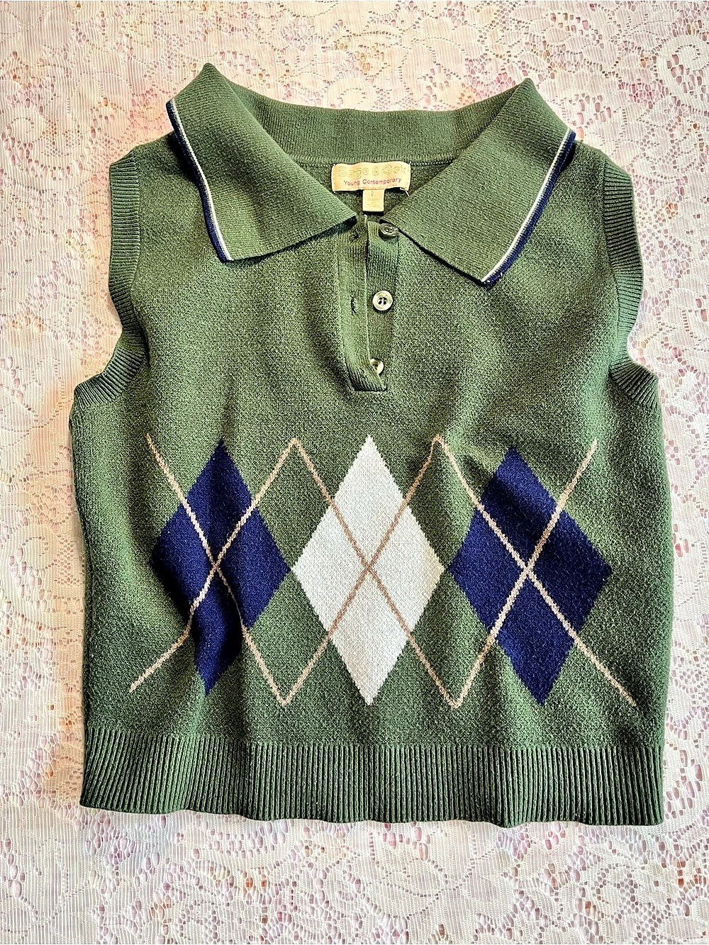 Sage & Oak Argyle Collared Sweater Vest in Green